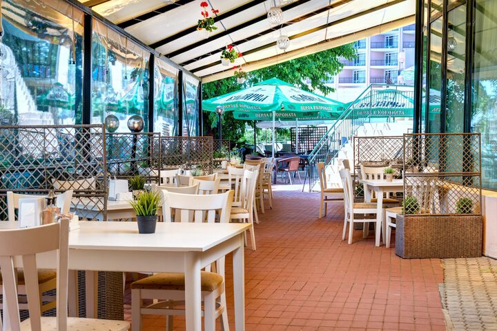 Terrace/Patio 47 of 145