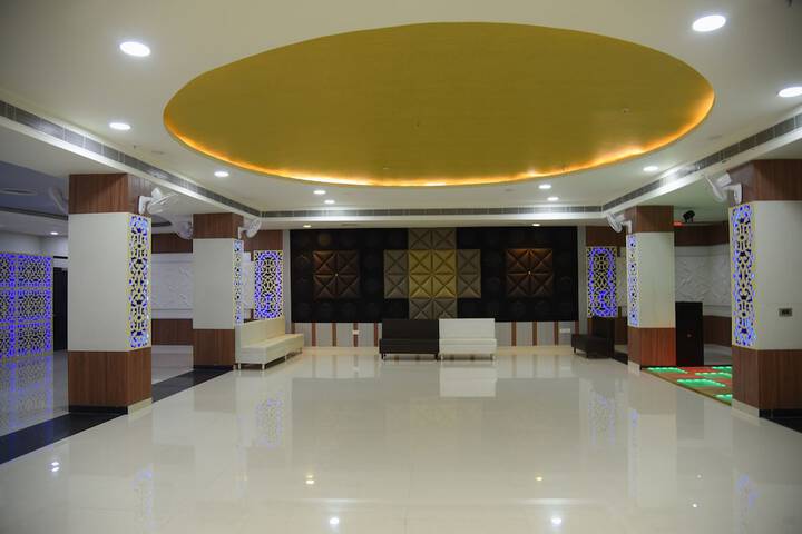 Business Center 64 of 74