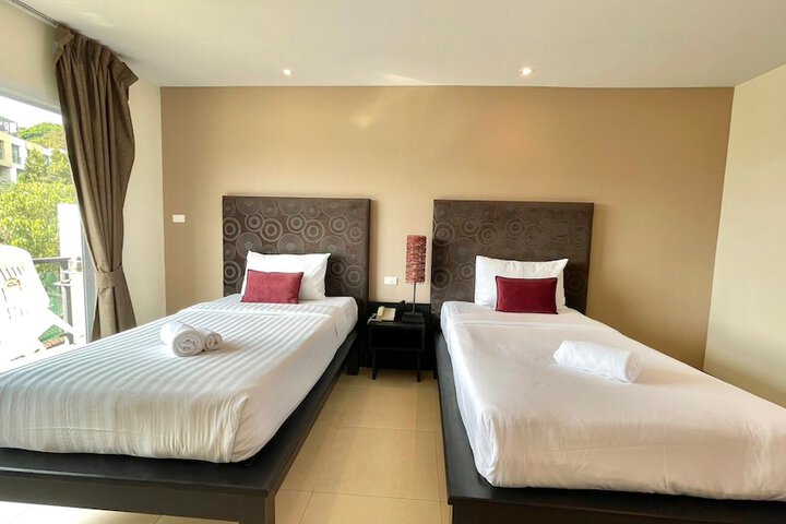 Room 16 of 26