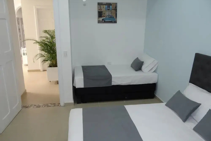 Room 3 of 19