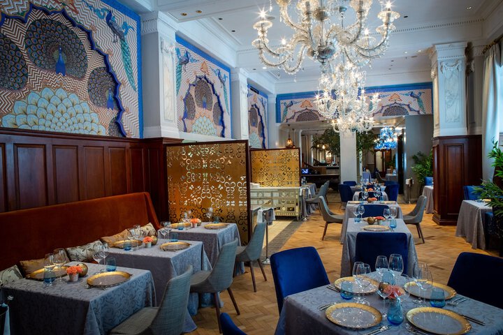 Dining 103 of 160