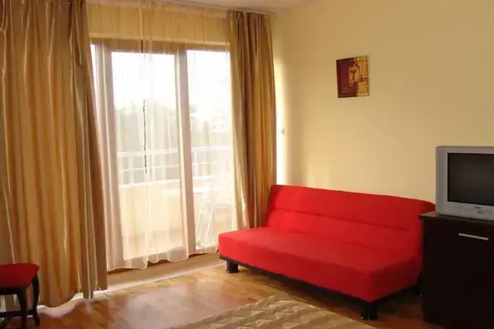Room 5 of 19