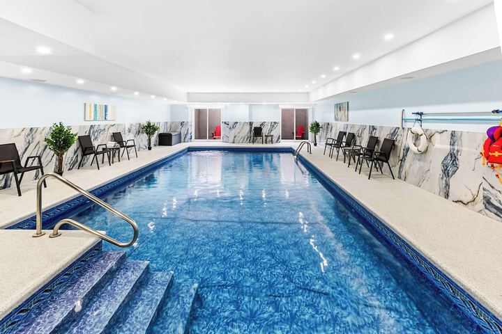 Pools & Facilities