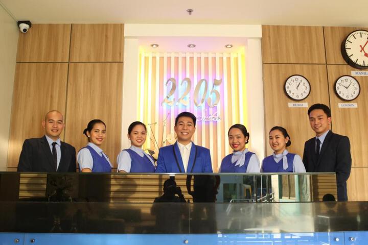 2205 Suites