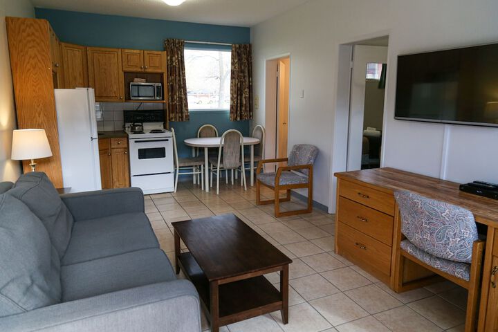 Room 12 of 61