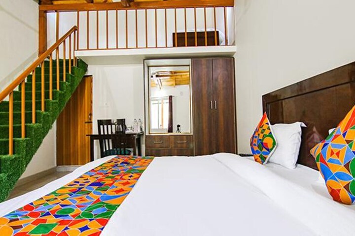 Room 20 of 38