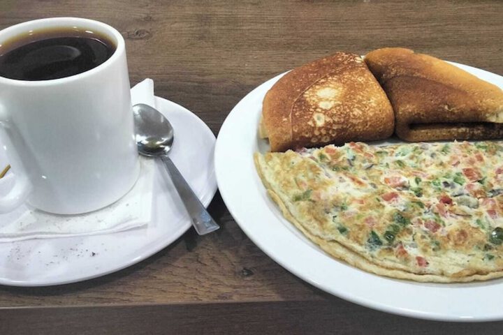 Breakfast/Coffee Service 21 of 26