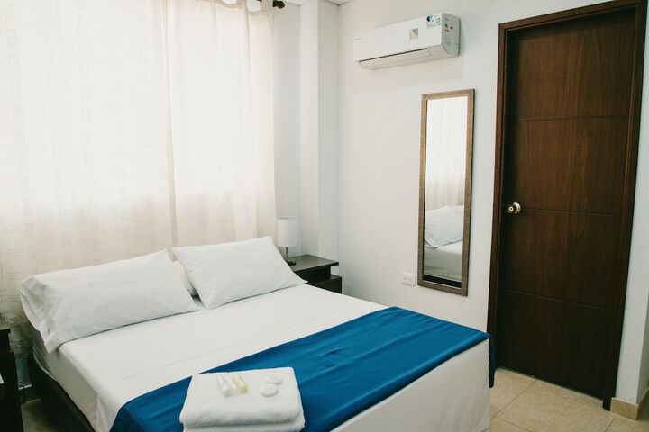Room 11 of 39