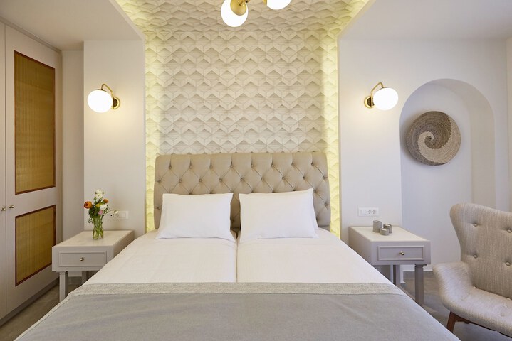 Room 35 of 219