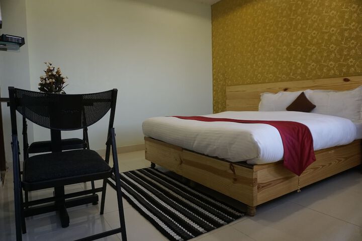 Room 9 of 56