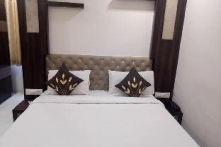Hotel Park Residency