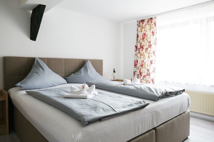 Hero Image 1 of 28
