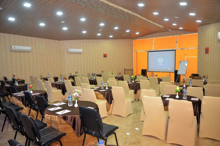 Ballroom/Hall 24 of 29