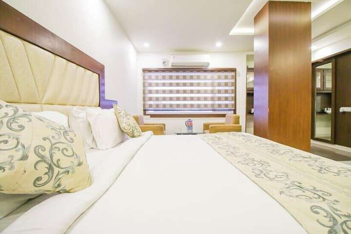 Room 9 of 22