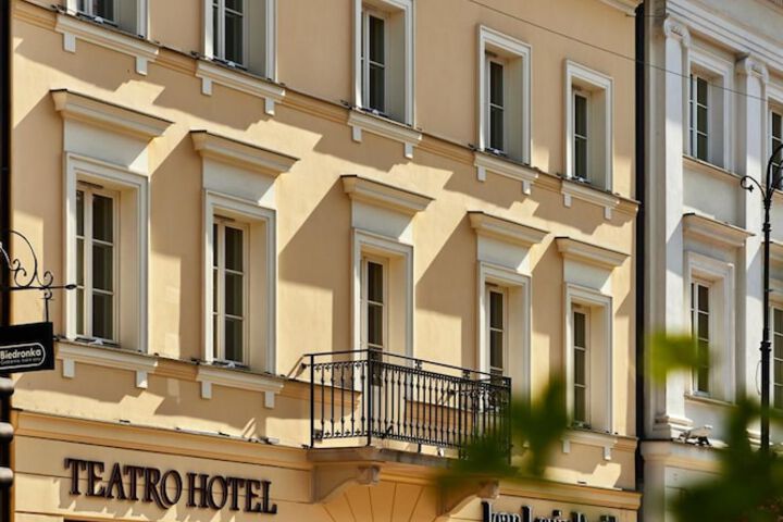 Hotel 52 of 56