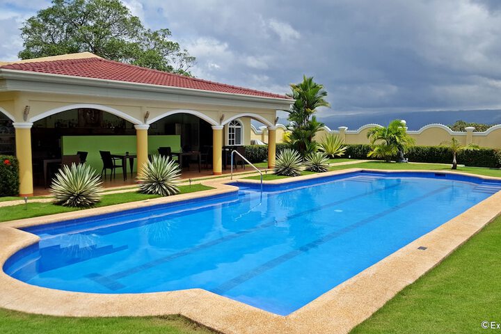 Pool 54 of 80