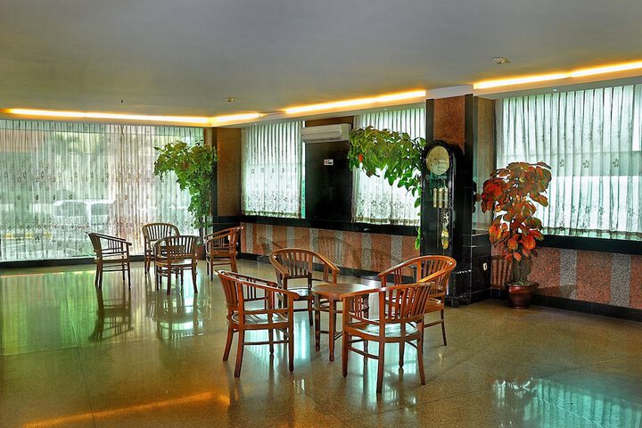 Lobby Entry