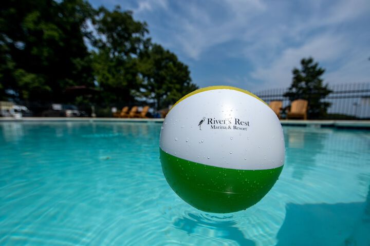 Pool 90 of 180