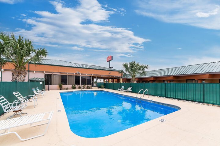 Econo Lodge Del Rio in Del Rio, TX