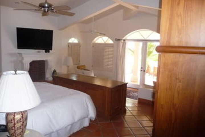 Room 12 of 21