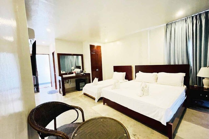 Room 17 of 41