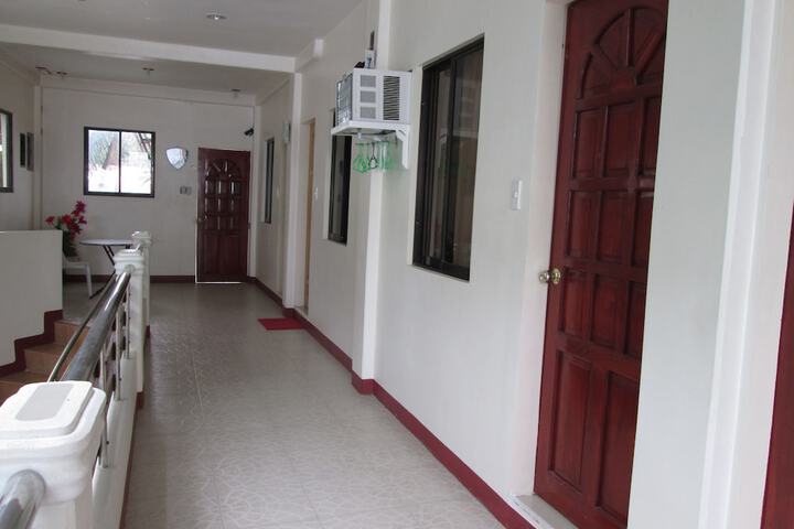 Ballroom/Hall 23 of 27
