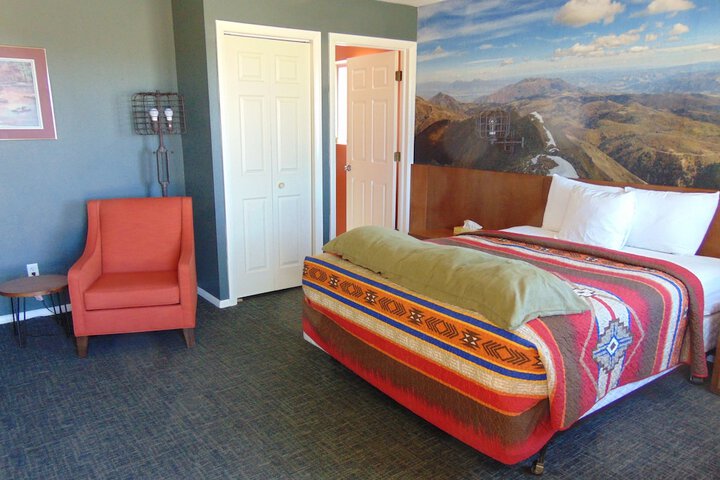 Room 18 of 64