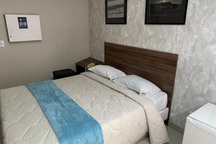 Room 15 of 31