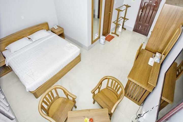 Room 9 of 56