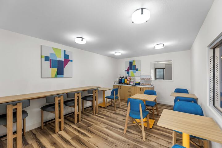 Breakfast area