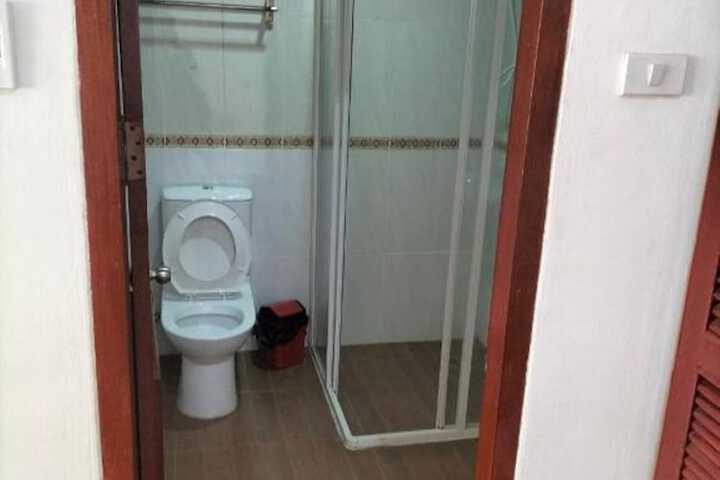 Room 13 of 15