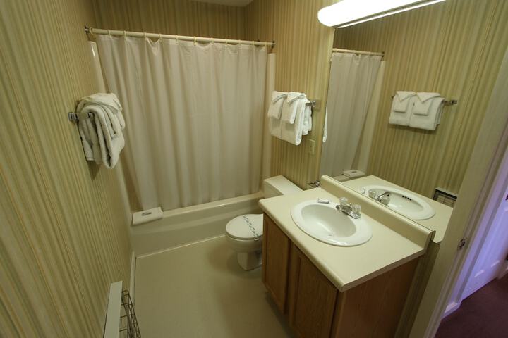 Room 18 of 53