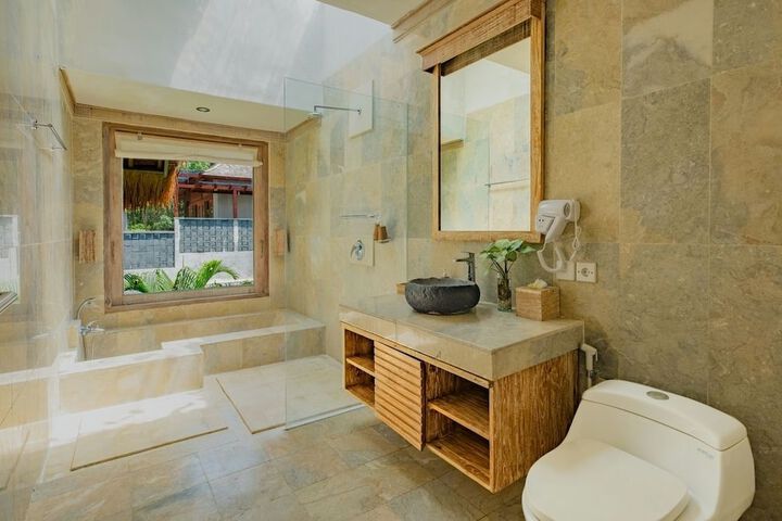 Bath Photo