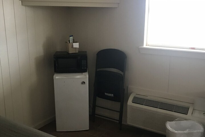 Room 10 of 22