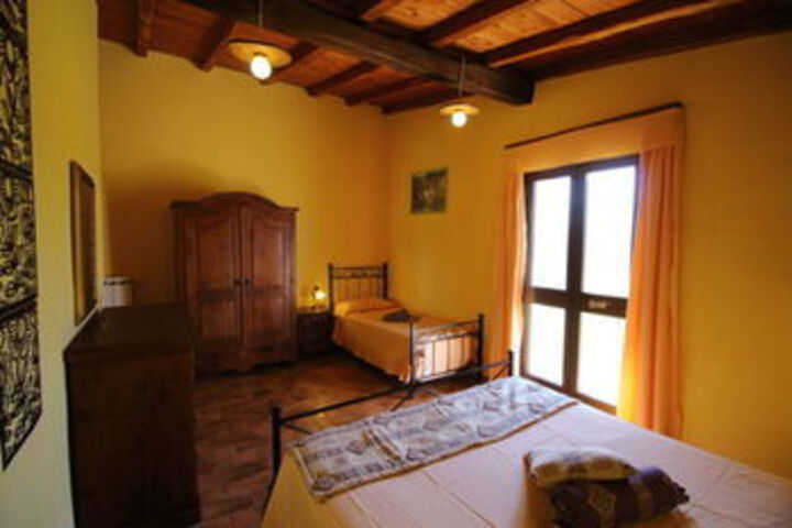 Room 13 of 30