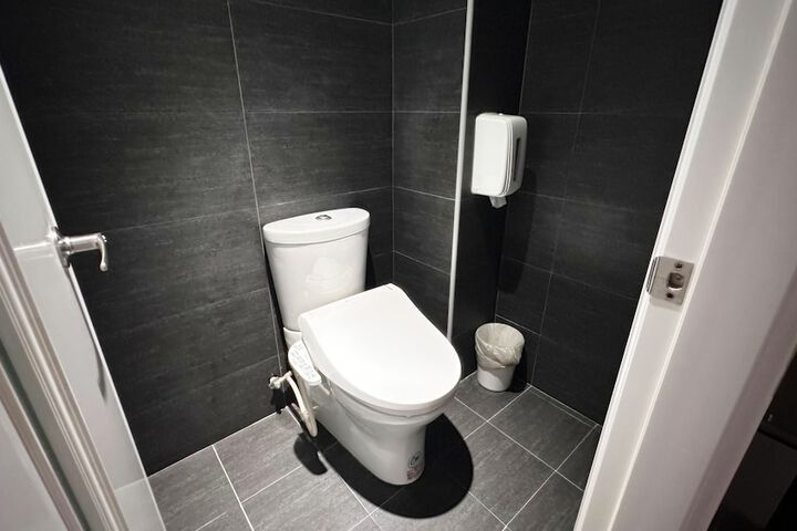 Room 25 of 51