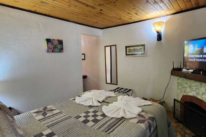 Room 8 of 52