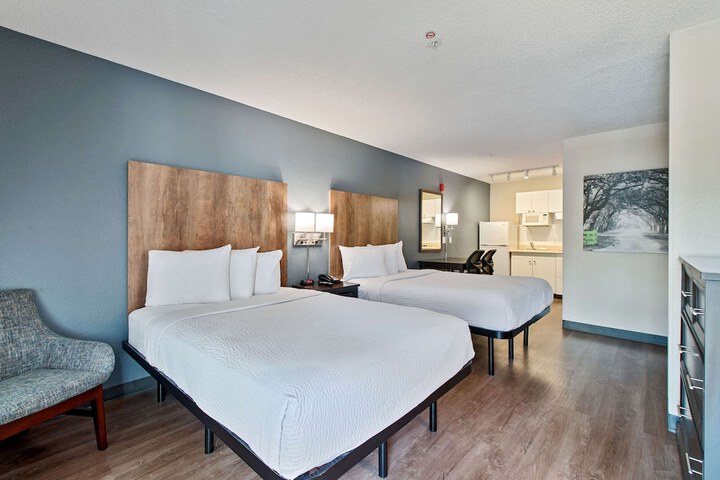 Studio 2 Double Beds (9 of 16)