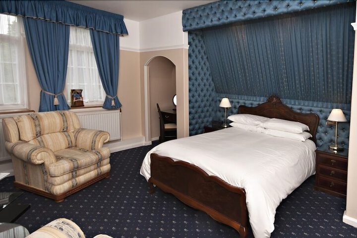 Photo 3