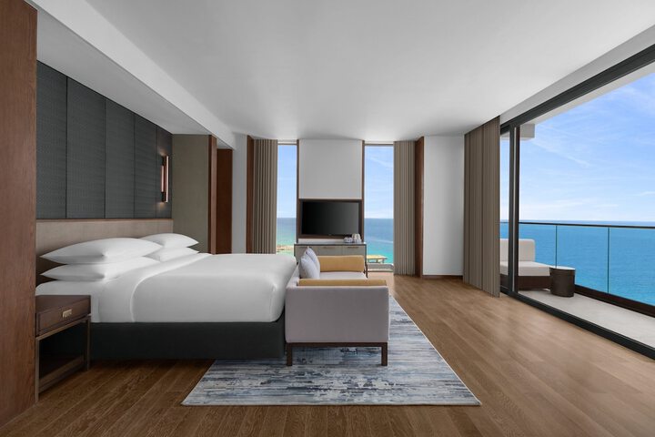 Room 15 of 89