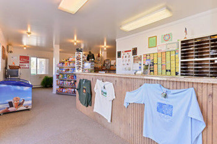 Gift Shop 12 of 30