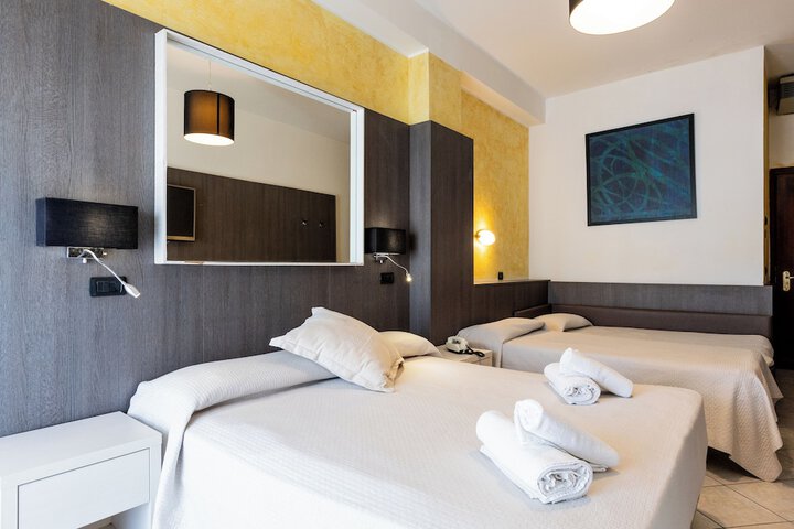 Room 17 of 53