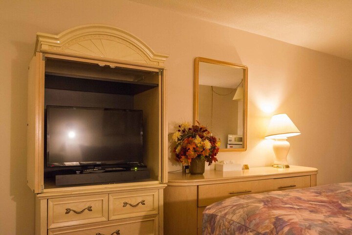 Room 26 of 80