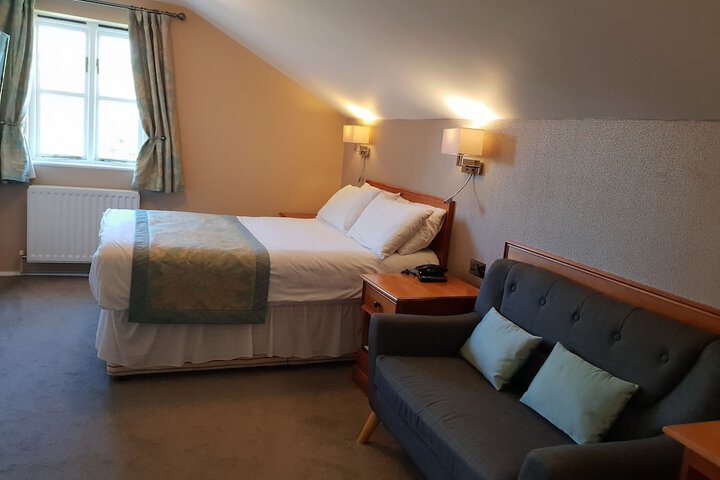 Room 14 of 40