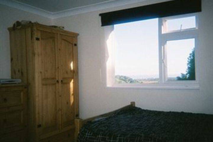 Room 11 of 23