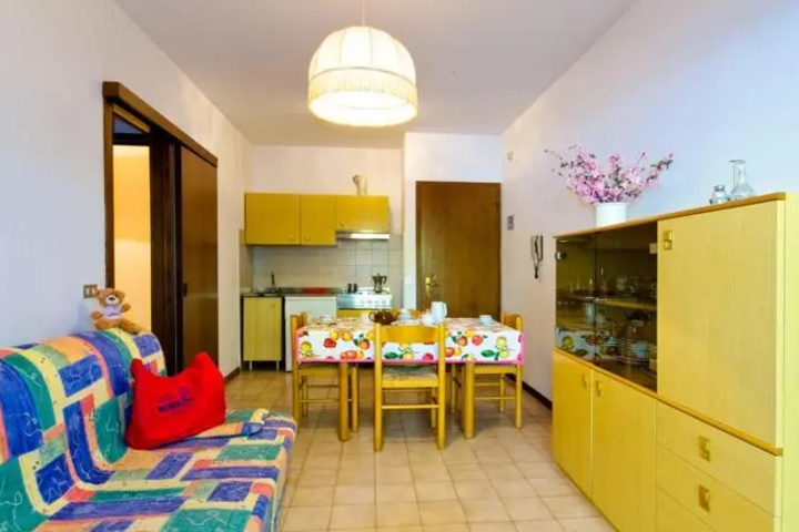 Room 2 of 12