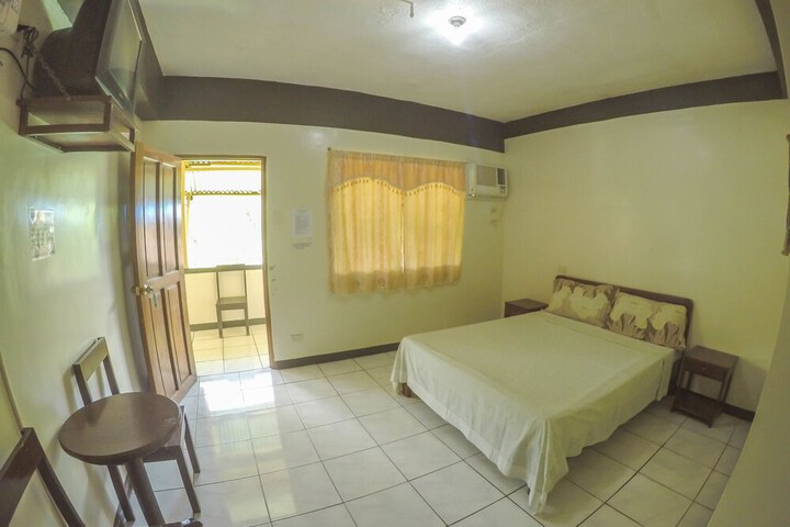 Room 15 of 42