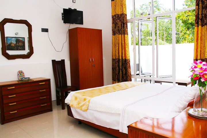 Room 13 of 67