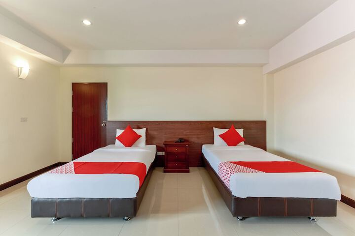 Room 18 of 25