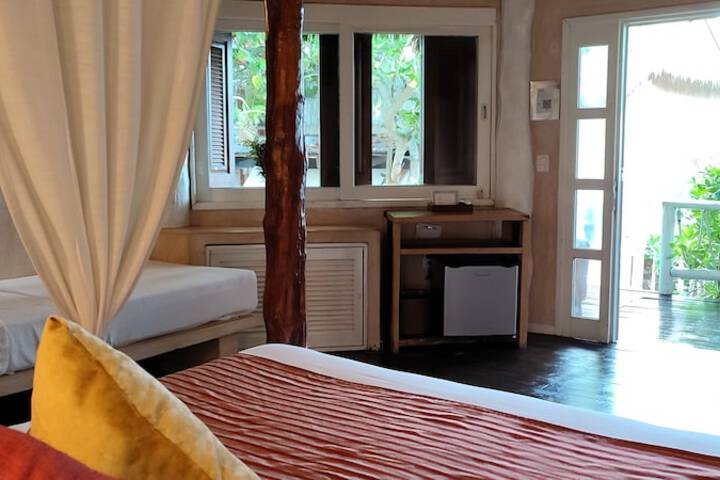 Room 52 of 171